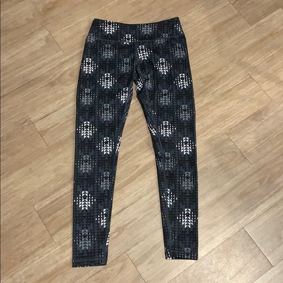 Zella ‘live in’ leggings - Picture 2 of 4